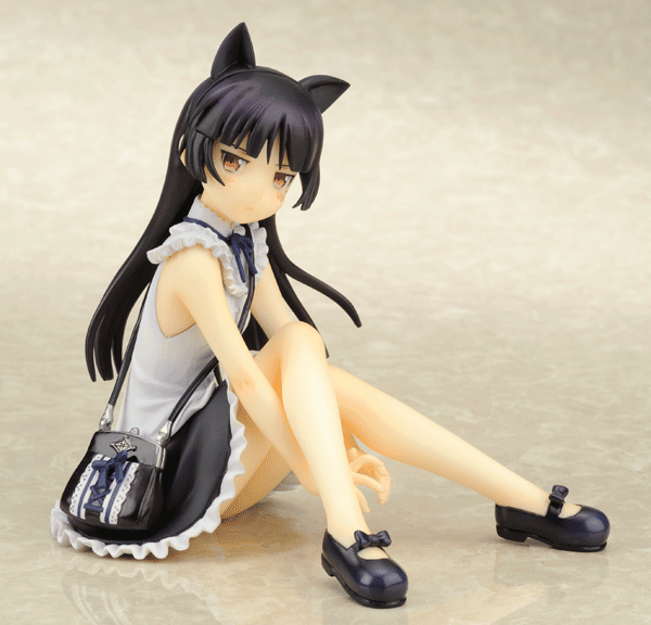 Kuroneko i kort skørt figur