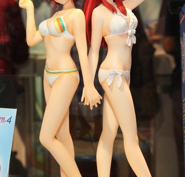 Konami fejrer 15 års jubilæum for Tokimeki Memorial med figurer i badetøj