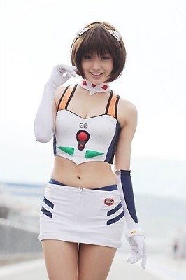 Evangelion Store Tokyo-01 får street art inspirerede ting