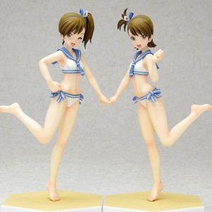 Futami Mami og Ami Beach Queens