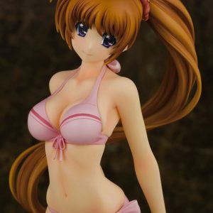 Voksen Nanoha Takamachi i bikini
