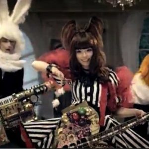 Kyary Pamyu Pamyu “Fashion Monster” musikvideo