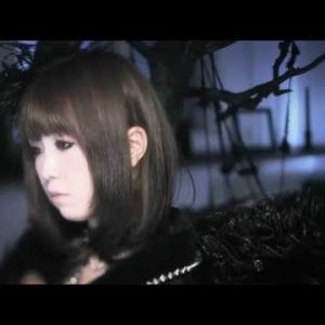 Nomizu Iori “Black White” kort musikvideo