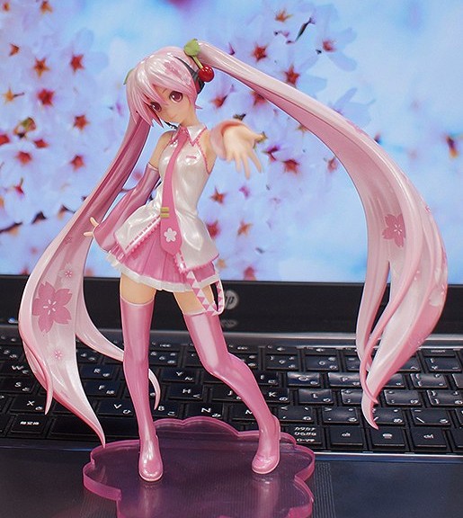 Mindre Sakura Miku