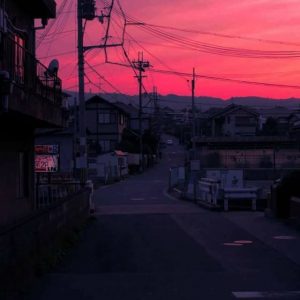 Solnedgang et sted i Japan