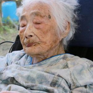 Verdens ældste person, sidst født i det 19. århundrede, dør i Japan i en alder af 117