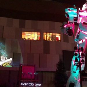 1:1 Unicorn Gundams 1. projection mapping