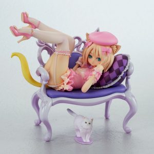 Planet of the Cats Fluffy Cat & Chair 1/8 Figur [18+]