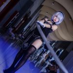 2B (Nier: Automata) cosplayed af kinesisk pige