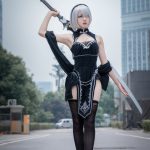 2B (Nier: Automata) cosplayed af kinesisk pige