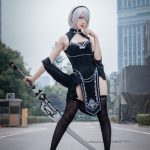 2B (Nier: Automata) cosplayed af kinesisk pige