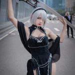 2B (Nier: Automata) cosplayed af kinesisk pige