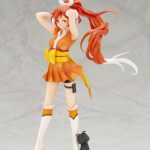 Crunchyroll-Hime Ani Statue