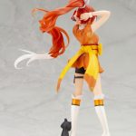 Crunchyroll-Hime Ani Statue