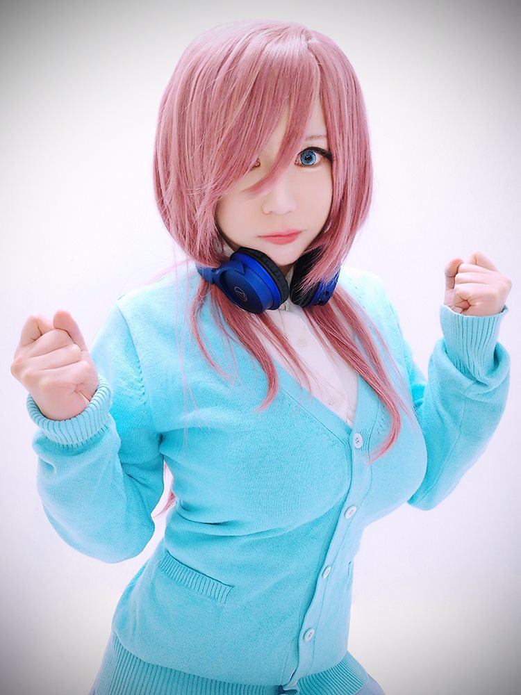 The Quintessential Quintuplets Miku Nakano cosplay af Chihiro