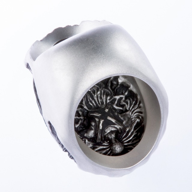 Colossal Titan Ring