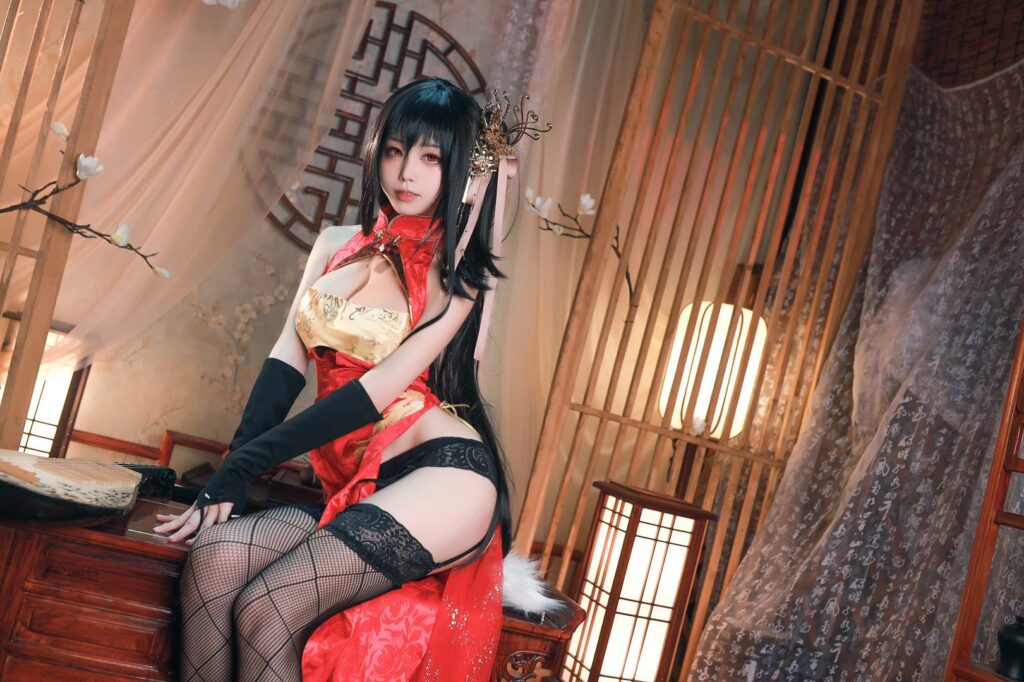 Azur Lane Taihou cosplay af Aqua