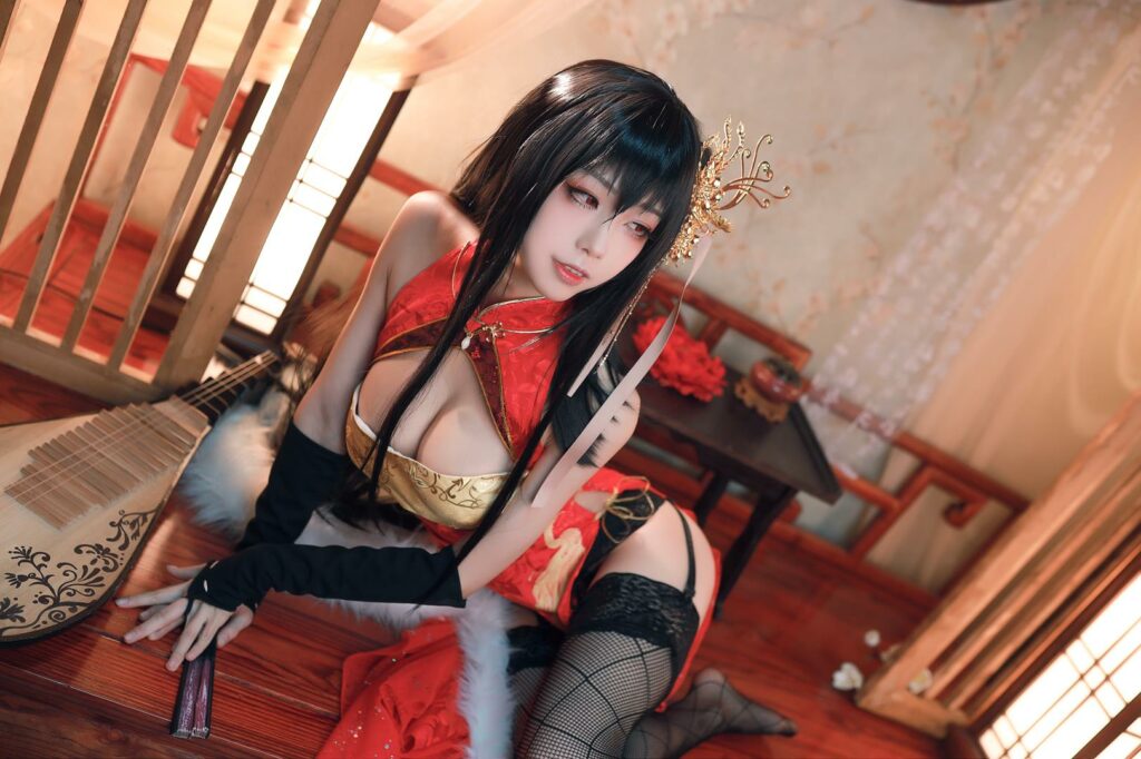 Azur Lane Taihou cosplay af Aqua