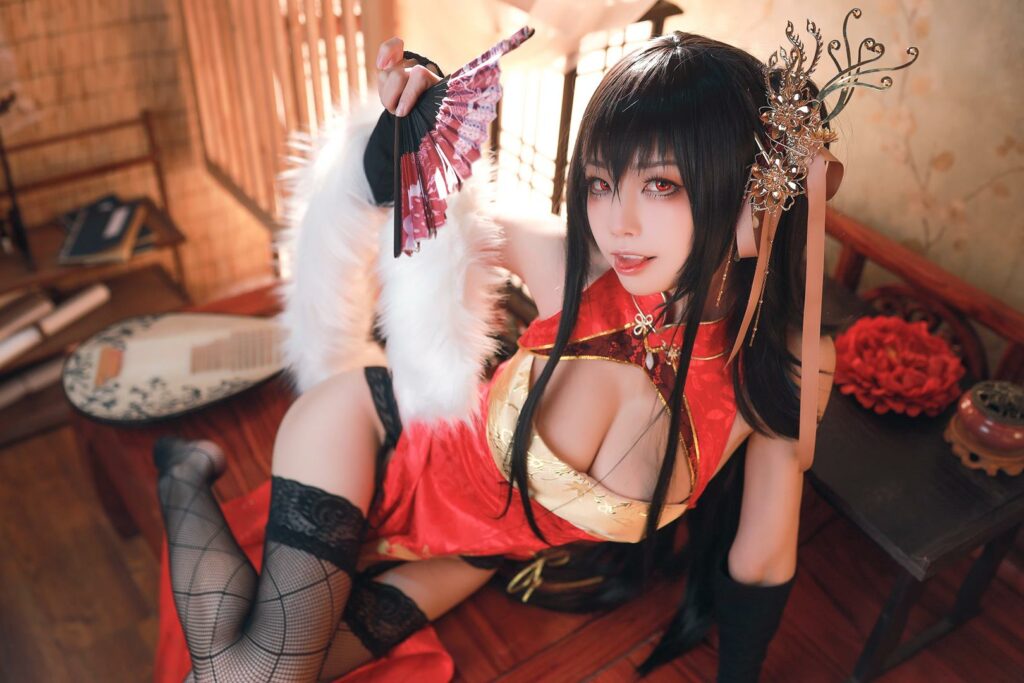 Azur Lane Taihou cosplay af Aqua