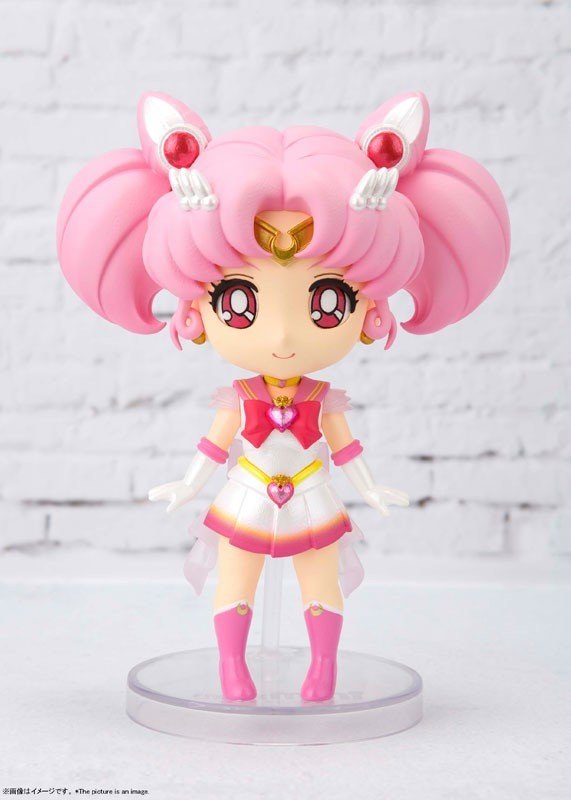 Super Sailor Chibi Moon Figuarts mini -Eternal edition-