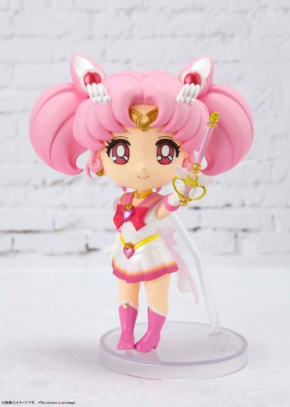 Super Sailor Chibi Moon Figuarts mini -Eternal edition-