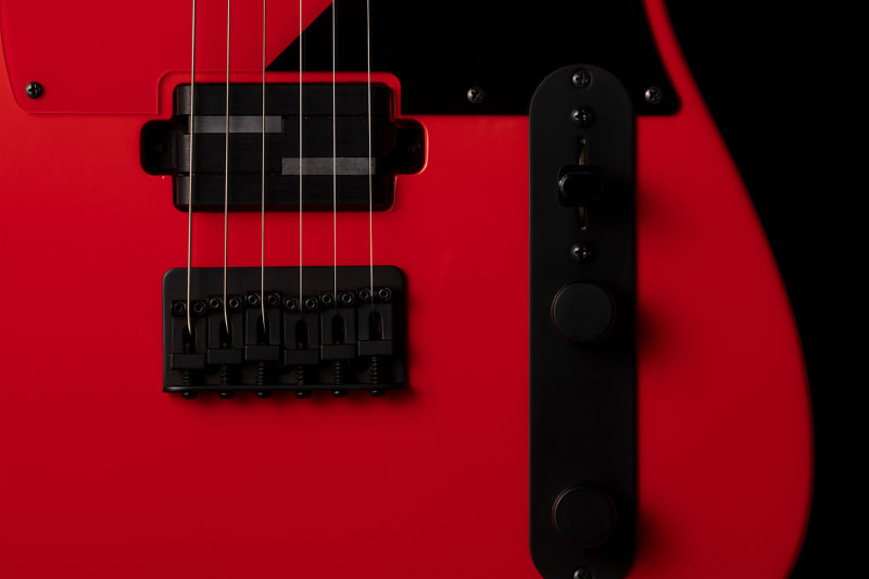 Fender laver en Evangelion guitar