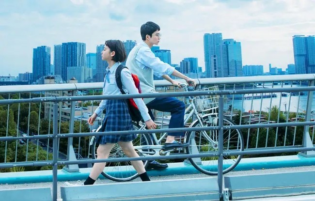 Live-action Georama Boy Panorama Girl film har Anna Yamada og Jin Suzuki i hovedrollerne