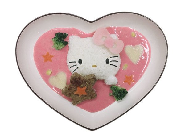 Hello Kitty's Love Pink Curry (1500 yen)