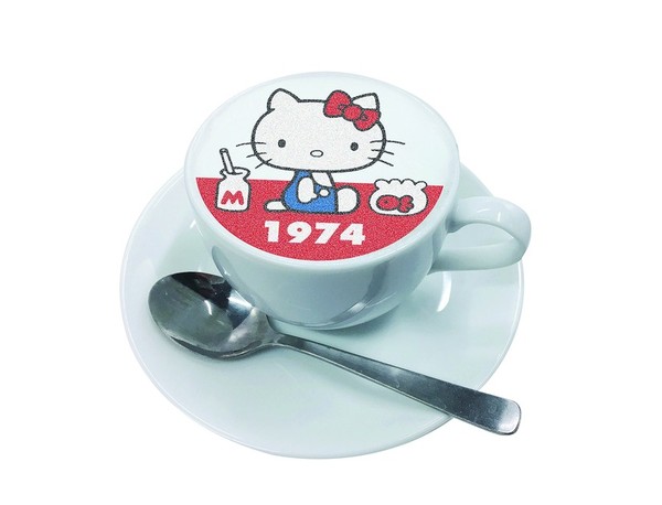 Hello Kitty's Latte (720 yen)