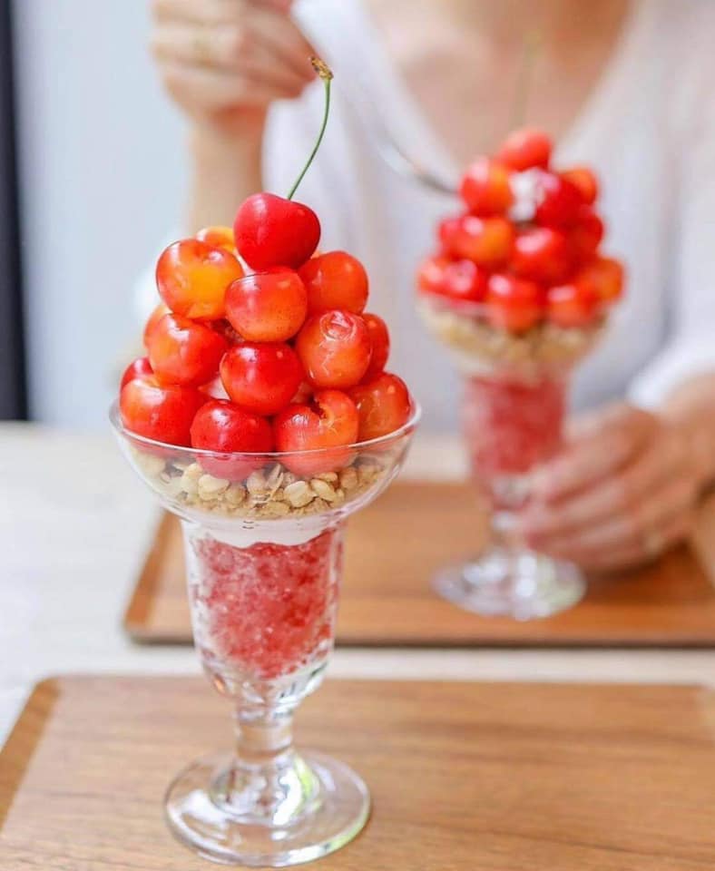 Blandede smukke desserter