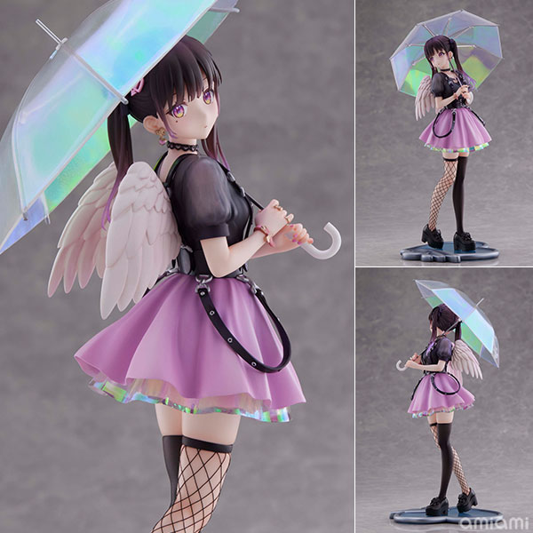 Open Your Umbrella and Close Your Wings Mihane