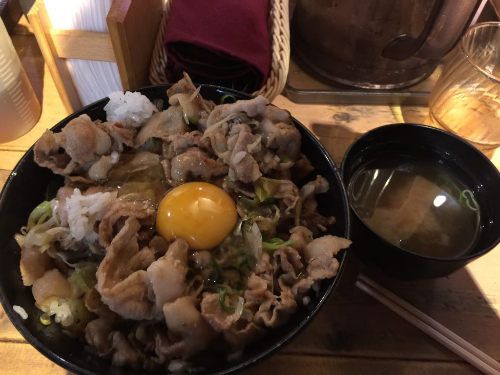 Gyudon, foto taget i Tokyo, Japan 2016